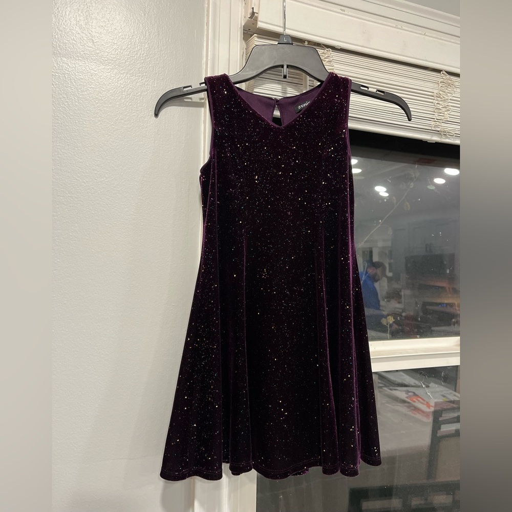 Girls purple dress size 7 - Picture 4 of 11